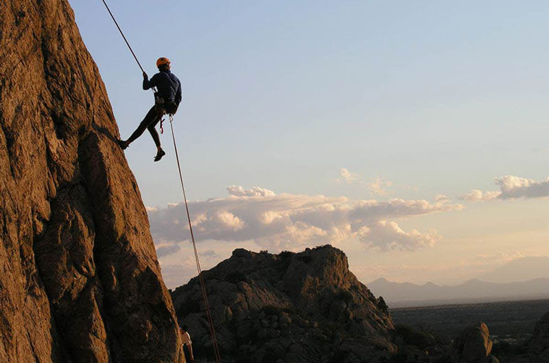 Rappeling, Mount Abu