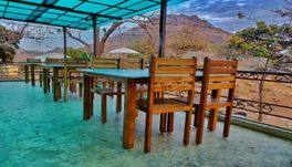 Forest Eco Lodge, Mount Abu - Outside Sitting