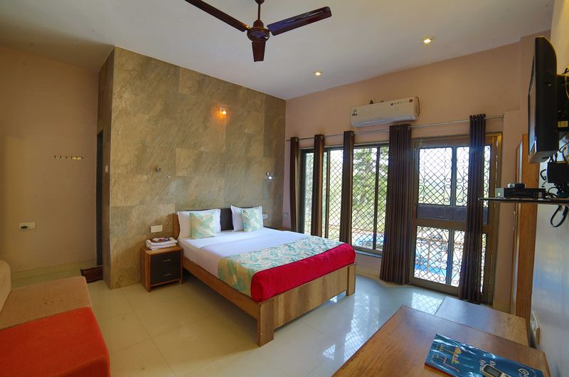 Deluxe King Room at Forest Eco Lodge, Mount Abu
